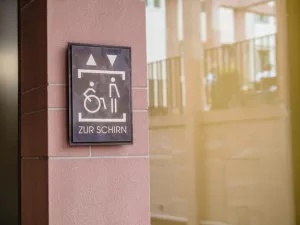 Arbeitsblatt: Sprache über Behinderung. Wie klischeefreie Kommunikation gelingen kann