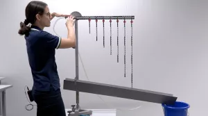 Video: Wurfparabel mit Wasserstrahl (mit Ablesevorgang)