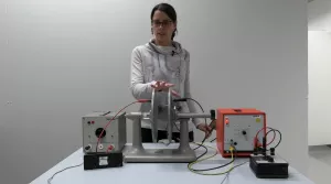 Video: Ladungstrennung durch Influenz