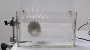 Video: Reflexion und Brechung am optisch dünneren Medium