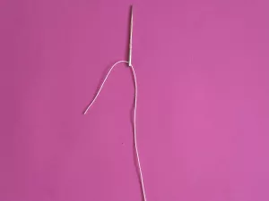 Video: Nadel einfädeln mit einer Drahtschlinge