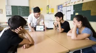 Handbuch: Zuhören fördern