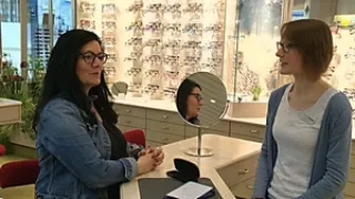 Video: Augenoptiker/in