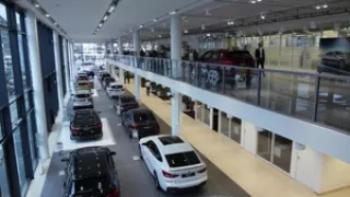 Video: Automobilkaufmann/-frau