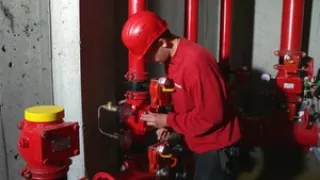 Video: Anlagenmechaniker/in