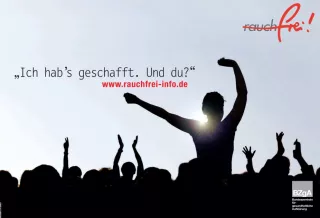 Bild: rauchfrei-Erwachsenenkampagne - "Wir sind rauchfrei!"-Plakat Motiv "Jubel"