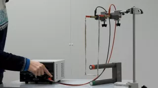 Video: Schaukel im Magnetfeld