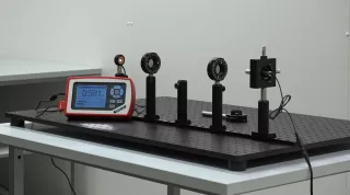 Video: Lambda-Viertel-Plättchen und zirkular polarisiertes Licht