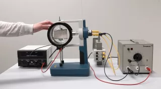 Video: Fadenstrahlrohr mit elektrischer Ablenkung