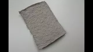 Entdeckendes: Recycled paper | Experiment