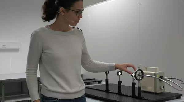 Video: Brechung und Dispersion am Prisma