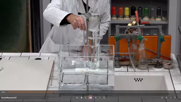 Video: Wasserstoff erlischt Kerze