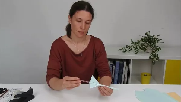 Entdeckendes: Χάρτινος Πύραυλος | Πείραμα