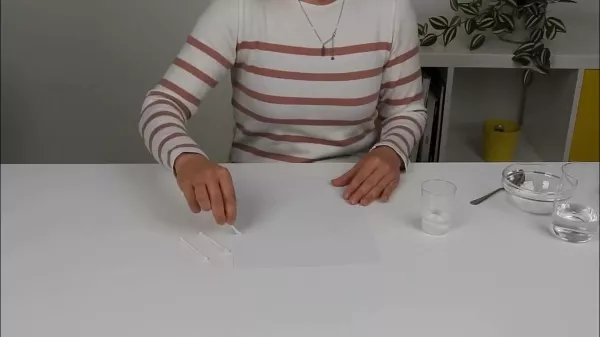 Entdeckendes: Geheime Zeichnungen mit unsichtbarer Tinte | Experiment